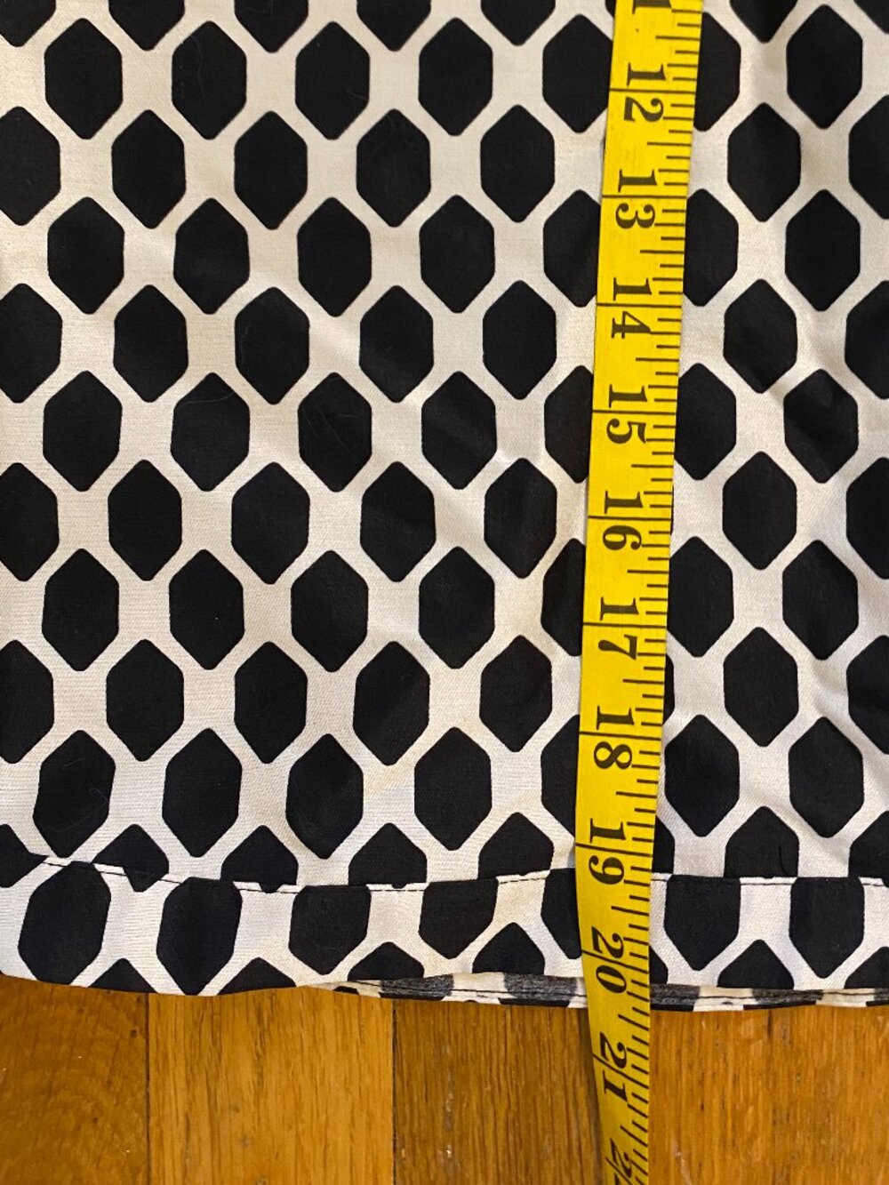 (DVF) Diane Von Fürstenberg Sz 4 Women Wool/Silk A-Line Flare Skirt B/W Pockets - Picture 9 of 9